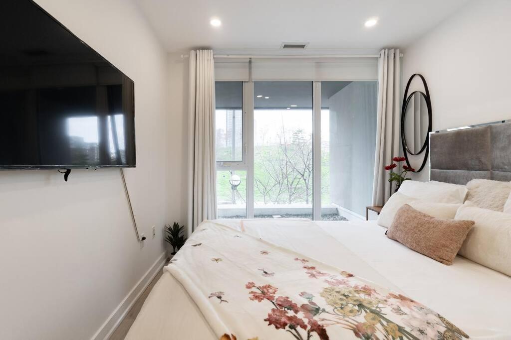 Luxe 2 Bed Suite Downtown Toronto Near Waterfront Exterior foto