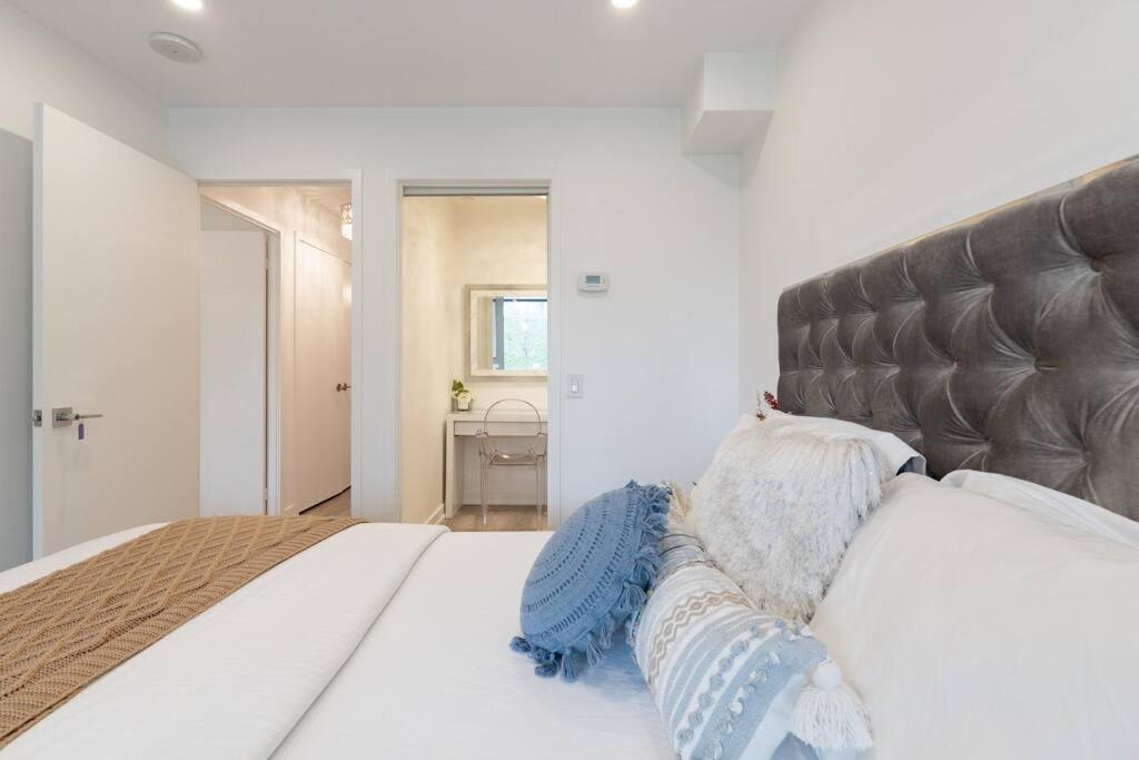 Luxe 2 Bed Suite Downtown Toronto Near Waterfront Exterior foto